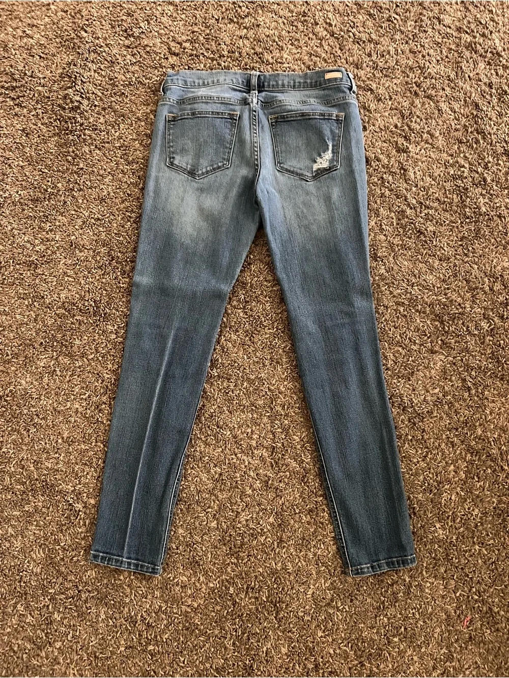 Sneak Peek Ripped Skinny Jeans - medium/Light Blue